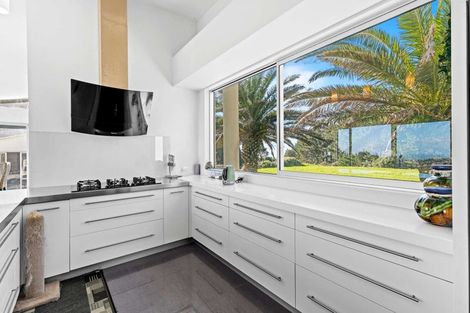 Photo of property in 73 Robertson Road, Otaua, Waiuku, 2682