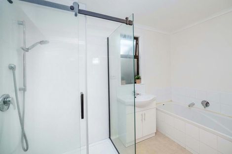 Photo of property in 14 Armstrong Avenue, Carterton, 5713