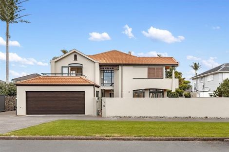 Photo of property in 12a Saltburn Road, Milford, Auckland, 0620
