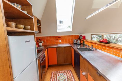 Photo of property in 83a Majoribanks Street, Mount Victoria, Wellington, 6011