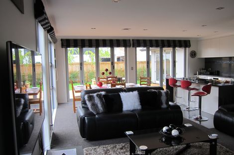 Photo of property in 35 Union Street, Hokowhitu, Palmerston North, 4410