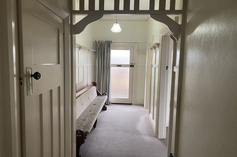 Photo of property in 20 Royal Crescent, Saint Kilda, Dunedin, 9012