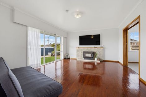 Photo of property in 43 Nevada Road, Silverdale, Hamilton, 3216