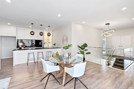 Photo of property in 40 Takurua Terrace, Orewa, 0931