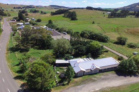 Photo of property in 3345 Weber Road, Weber, Dannevirke, 4970
