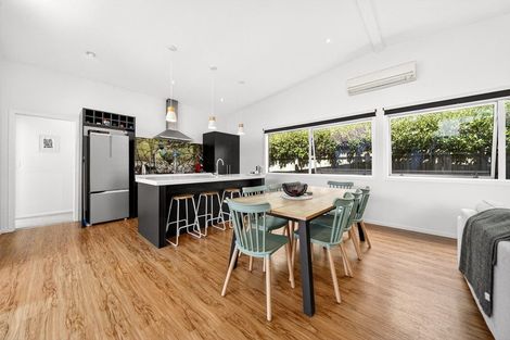 Photo of property in 15 Esther Street, Martinborough, 5711