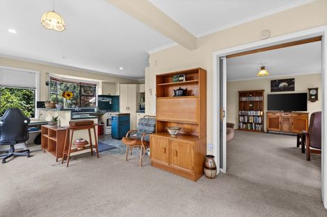 Photo of property in 12 Veronica Avenue, Marewa, Napier, 4110