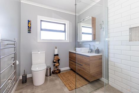 Photo of property in 3 Price Street, Waimate, 7924