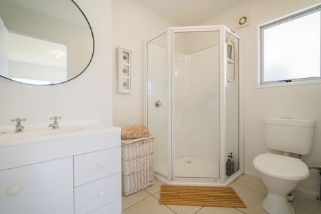 Photo of property in 656 Matarangi Drive, Matarangi, Whitianga, 3592