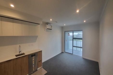 Photo of property in 203/30 Shortfin Place, Flat Bush, Auckland, 2019