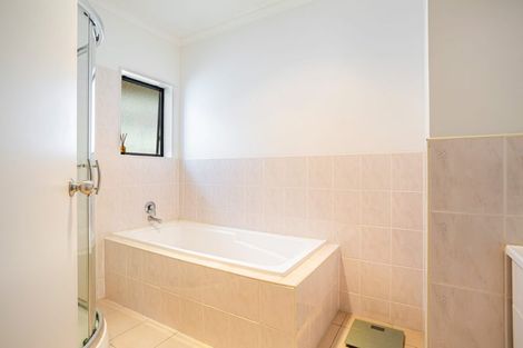 Photo of property in 11a Westglen Place, Ranui, Auckland, 0612