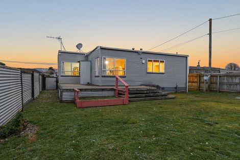 Photo of property in 1 Quinn Road, Levin, 5510