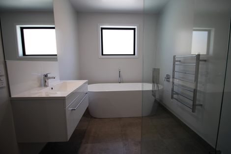 Photo of property in 21 Craig Place, Bridge Hill, Alexandra, 9320