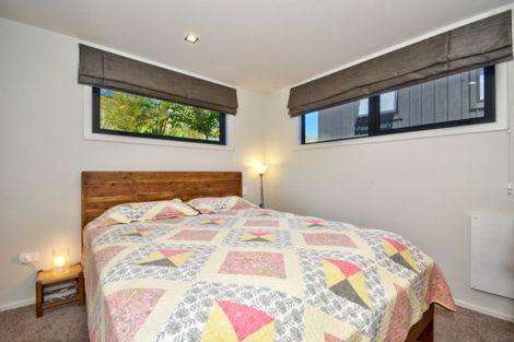 Photo of property in 33 Rannoch Drive, Jacks Point, Queenstown, 9371