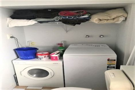 Photo of property in Dakota Buildings, 2b/3 Cheshire Street, Parnell, Auckland, 1052