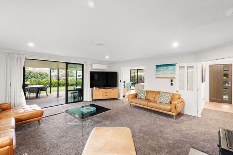Photo of property in 18 Ash Avenue, Albert Town, Wanaka, 9305