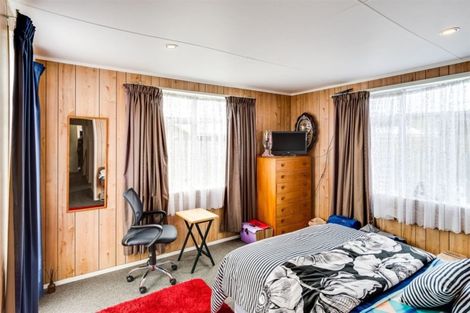 Photo of property in 9 Currie Street, Greenmeadows, Napier, 4112