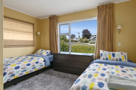 Photo of property in 71 Rainbow Drive, Rainbow Point, Taupo, 3330