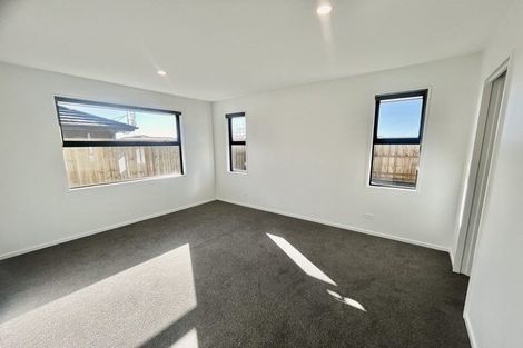 Photo of property in 10 Mehrtens Crescent, Woodend, 7691