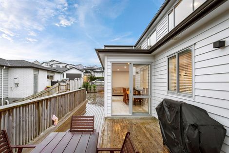 Photo of property in 9 Franheim Crescent, Orewa, 0931