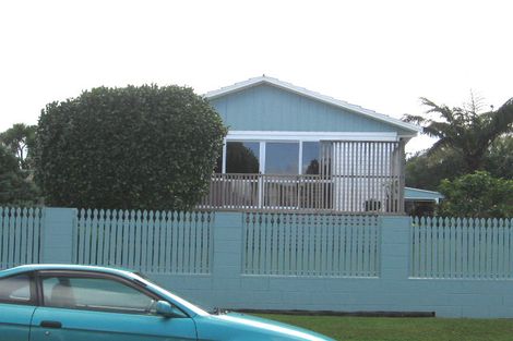 Photo of property in 24 Glen Norman Avenue, Henderson, Auckland, 0610
