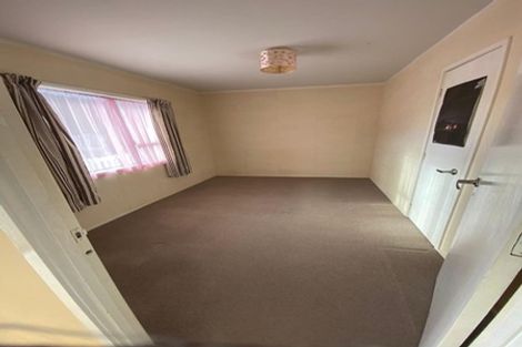 Photo of property in 1/7 Banksia Place, Goodwood Heights, Auckland, 2105