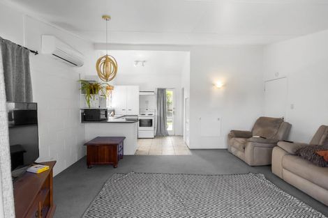 Photo of property in 11 Rainbow Drive, Rainbow Point, Taupo, 3330