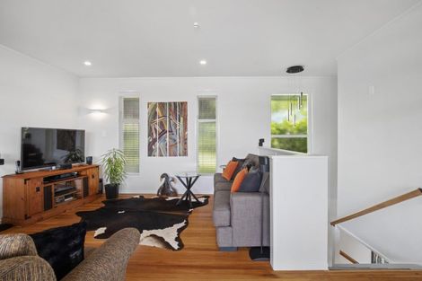 Photo of property in 21 Brooke Road, Red Hill, Papakura, 2110