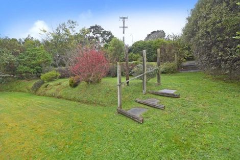 Photo of property in 3 Blue Mountains Road, Silverstream, Upper Hutt, 5019