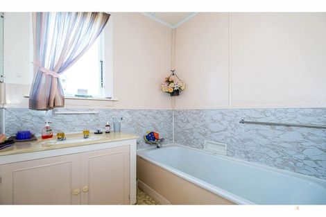 Photo of property in 52 Opie Street, Waimate, 7924