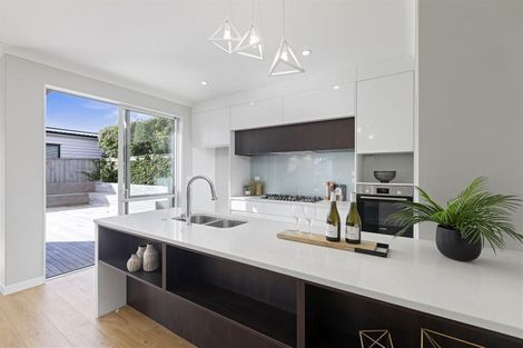 Photo of property in 6 Coote Way, Kumeu, 0810