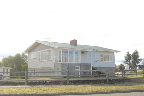 Photo of property in 2 Pompolona Street, Te Anau, 9600