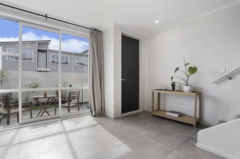 Photo of property in 3 Sanremo Lane, Stanmore Bay, Whangaparaoa, 0932