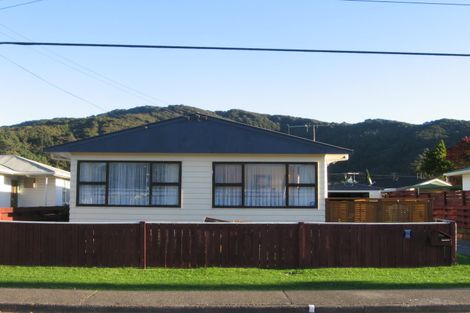 Photo of property in 25 Konini Street, Wainuiomata, Lower Hutt, 5014