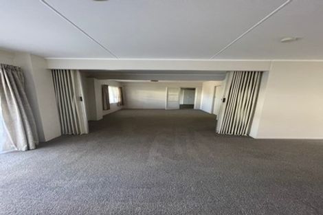 Photo of property in 2/100 Titirangi Road, New Lynn, Auckland, 0600