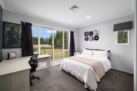 Photo of property in 16 Harpers Road, Loburn, Rangiora, 7472
