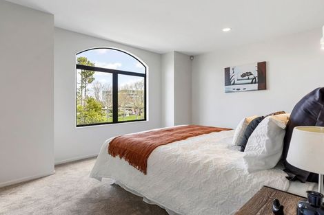 Photo of property in 3/8 Tuscany Way, Te Atatu Peninsula, Auckland, 0610