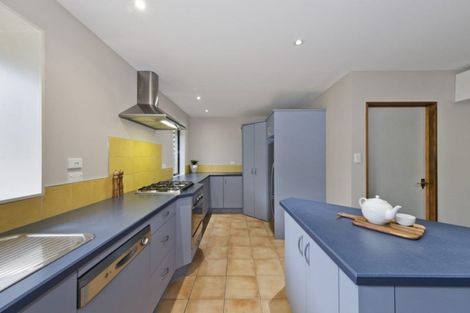 Photo of property in 12 Heaphy Place, Casebrook, Christchurch, 8051