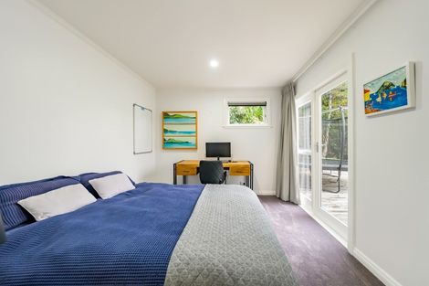 Photo of property in 15 Nikau Road, Point Howard, Lower Hutt, 5013