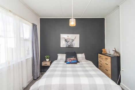 Photo of property in 35 Hayhurst Street, Temuka, 7920