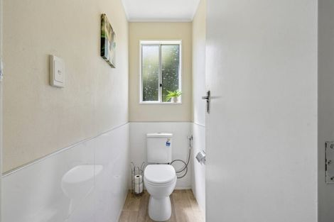 Photo of property in 15 Westhaven Drive, Tawa, Wellington, 5028