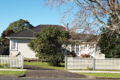 Photo of property in 28 Allen Street, Mangere East, Auckland, 2024