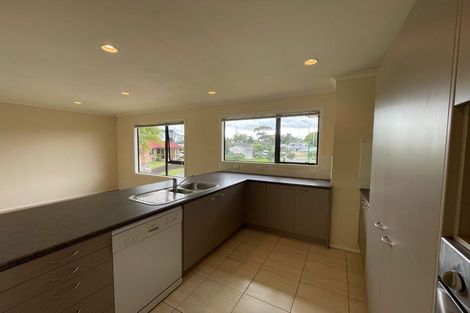 Photo of property in 21 Toomer Place, Beachlands, Auckland, 2018