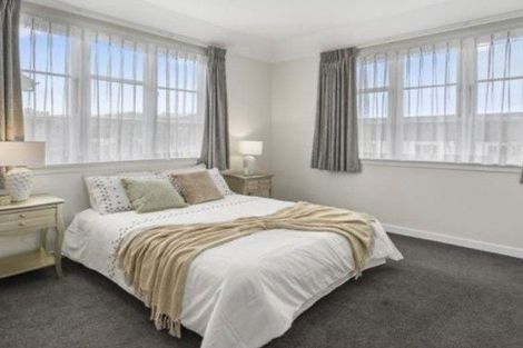 Photo of property in 217 Knights Road, Hutt Central, Lower Hutt, 5011