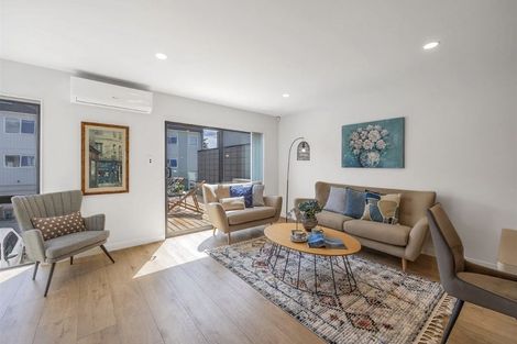 Photo of property in 16 Meritage Lane, Te Atatu South, Auckland, 0610