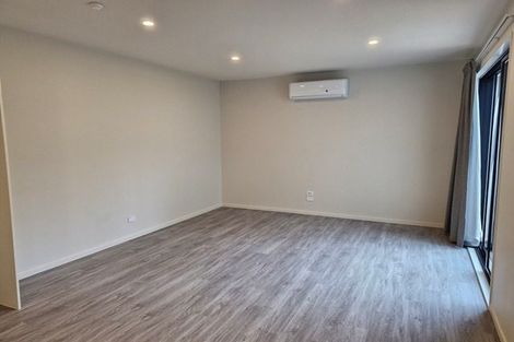 Photo of property in 16c Hobsonville Road, West Harbour, Auckland, 0618