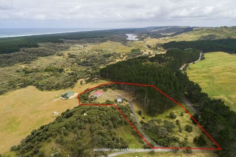 Photo of property in 708 Wilson Road, South Head, Helensville, 0874