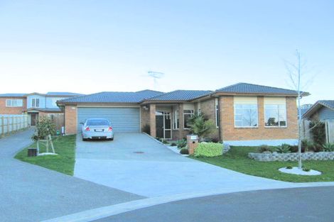Photo of property in 8 Neaptide Close, Red Beach, 0932