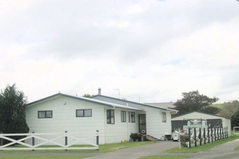 Photo of property in 20 Newberry Place, Richmond Heights, Taupo, 3330