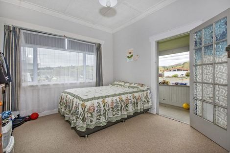 Photo of property in 33 Valley Road, Hikurangi, 0114